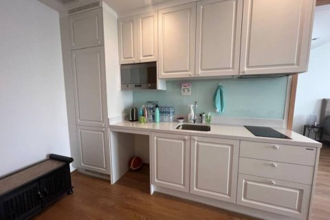 Condominio de 1 dormitorio en Bangkok, Tailandia № 153747 - foto 4