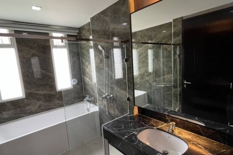 Condominio de 2 dormitorios en Bangkok, Tailandia № 153750 - foto 6