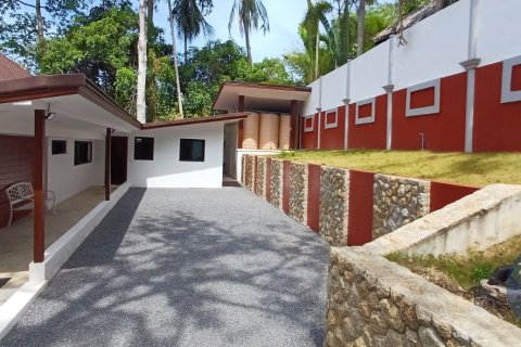 Chalet de 2 dormitorios en Ko Samui, Tailandia № 180084 - foto 11