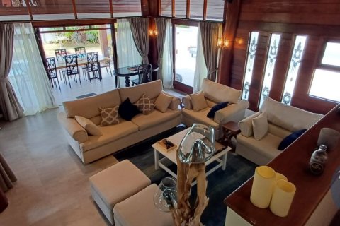 Chalet de 2 dormitorios en Ko Samui, Tailandia № 180084 - foto 14