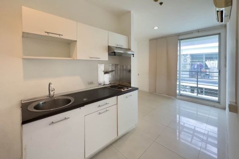 Condominio de 2 dormitorios en Bangkok, Tailandia № 205410 - foto 6