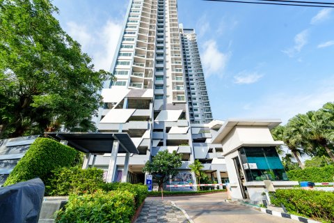 Studio in the Condo in Pattaya, Thailand  № 205407