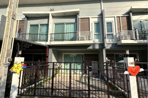 Casa de 3 dormitorios en Pattaya, Tailandia № 205409 - foto 18