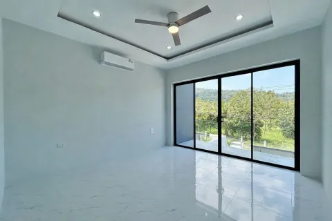 Casa de 3 dormitorios en Ko Samui, Tailandia № 160575 - foto 25