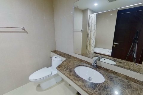 Estudio en el condominio en Watthana, Bangkok, Tailandia № 160571 - foto 6
