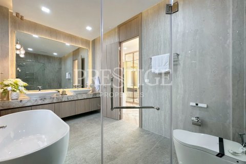 Casa de 5 dormitorios en Pattaya, Tailandia № 233452 - foto 15