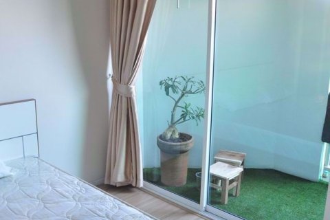 Condominio de 2 dormitorios en Wang Thonglang, Bangkok, Tailandia № 55297 - foto 8