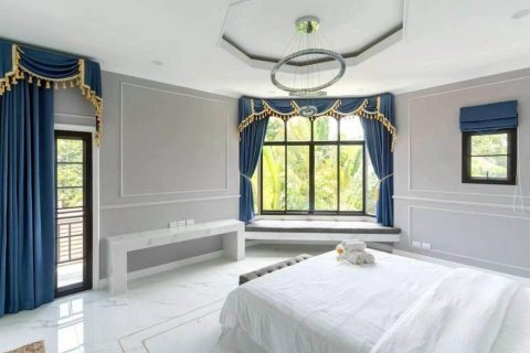 Casa de 5 dormitorios en Chiang Mai, Tailandia № 160016 - foto 21