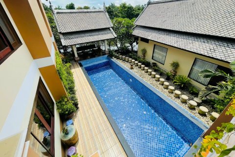 Chalet de 5 dormitorios en Chiang Mai, Tailandia № 160022 - foto 3