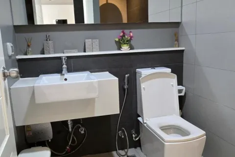 Apartamento de 1 dormitorio en Pattaya, Tailandia № 205955 - foto 20