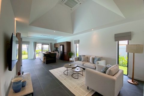 Casa de 3 dormitorios en Hua Hin, Tailandia № 173932 - foto 9
