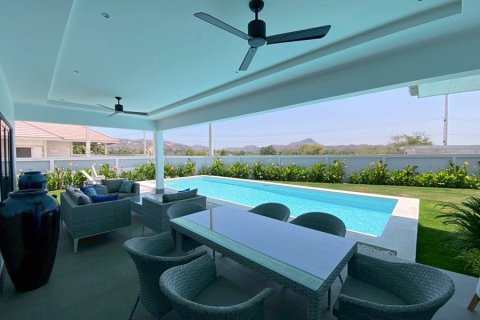 Casa de 3 dormitorios en Hua Hin, Tailandia № 173932 - foto 5