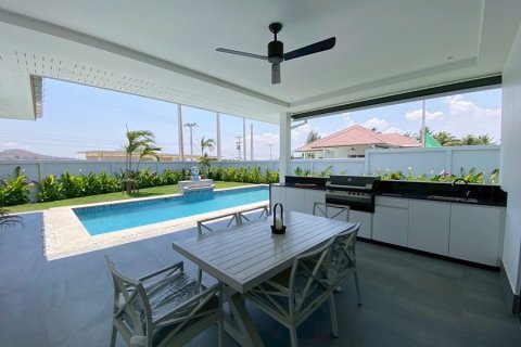 Casa de 3 dormitorios en Hua Hin, Tailandia № 173931 - foto 5