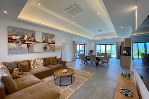 Casa de 3 dormitorios en Hua Hin, Tailandia № 173931 - foto 9