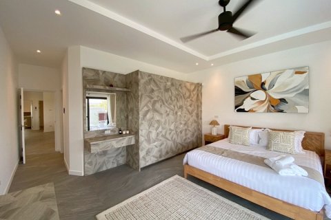 Casa de 3 dormitorios en Hua Hin, Tailandia № 173931 - foto 15