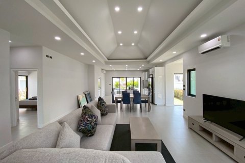 Casa de 3 dormitorios en Hua Hin, Tailandia № 173933 - foto 7