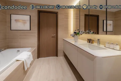 Condo in Watthana, Bangkok, Thailand, 3 bedrooms № 201124 - photo 4