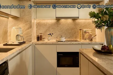Condo in Watthana, Bangkok, Thailand, 3 bedrooms № 201124 - photo 5