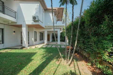 Chalet de 4 dormitorios en Kathu, Tailandia № 161869 - foto 18