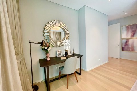 Condominio de 2 dormitorios en Pathum Wan, Bangkok, Tailandia № 133978 - foto 23
