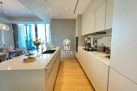 Condominio de 2 dormitorios en Pathum Wan, Bangkok, Tailandia № 133978 - foto 12
