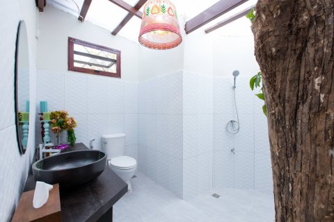 Chalet de 5 dormitorios en Mae Rim, Tailandia № 133977 - foto 11