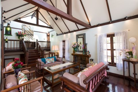 Chalet de 5 dormitorios en Mae Rim, Tailandia № 133977 - foto 24