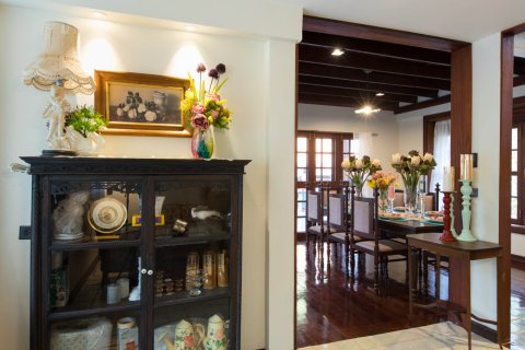 Chalet de 5 dormitorios en Mae Rim, Tailandia № 133977 - foto 7