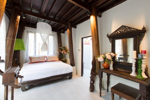 Chalet de 5 dormitorios en Mae Rim, Tailandia № 133977 - foto 12