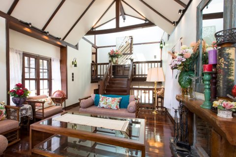 Chalet de 5 dormitorios en Mae Rim, Tailandia № 133977 - foto 23