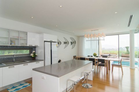 Casa de 6 dormitorios en Phuket, Tailandia № 66722 - foto 6