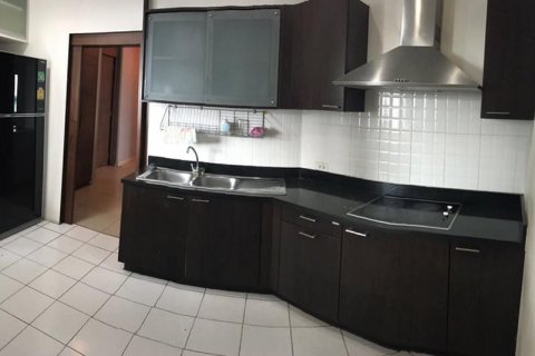 Condominio de 3 dormitorios en Bangkok, Tailandia № 66725 - foto 5