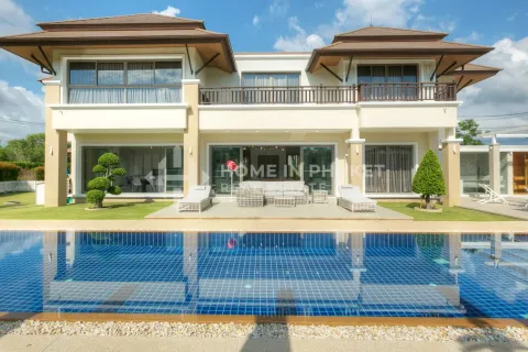 Casa de 4 dormitorios en Phuket, Tailandia № 209615 - foto 5
