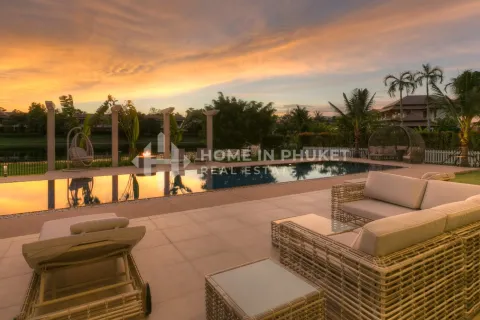 Casa de 4 dormitorios en Phuket, Tailandia № 209615 - foto 4