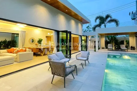 Casa de 3 dormitorios en Phuket, Tailandia № 209614 - foto 3