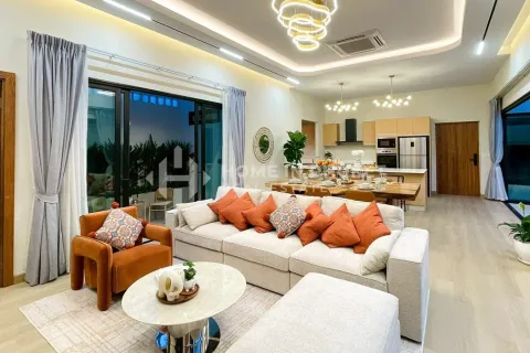 Casa de 3 dormitorios en Phuket, Tailandia № 209614 - foto 5