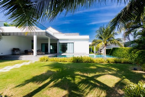 Villa in Hua Hin, Thailand 3 bedrooms № 119037