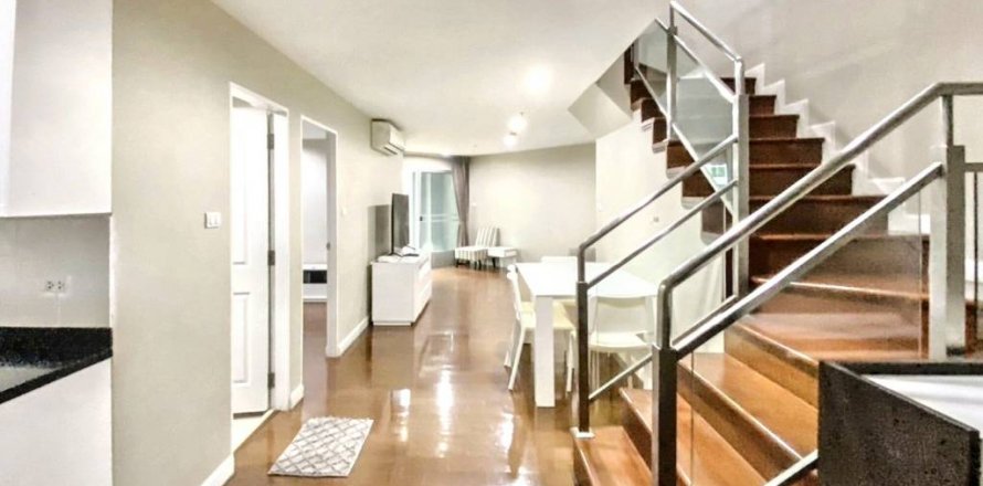 Dúplex de 3 dormitorios en Bangkok, Tailandia № 119034