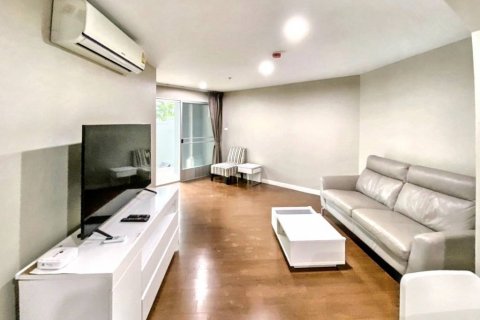 Dúplex de 3 dormitorios en Bangkok, Tailandia № 119034 - foto 2