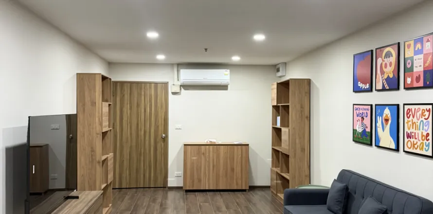 Studio in the Condo in Bang Rak, Bangkok, Thailand № 159046