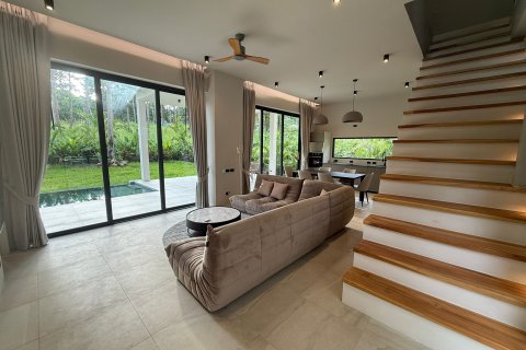 Chalet de 2 dormitorios en Surat Thani, Tailandia № 140066 - foto 5