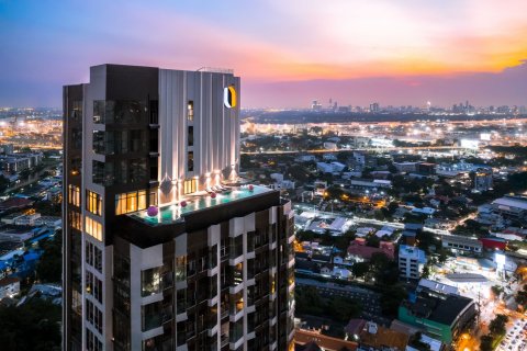 Estudio en el condominio en Khlong Toei, Bangkok, Tailandia № 137231 - foto 3