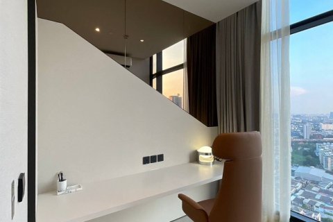 Estudio en el condominio en Khlong Toei, Bangkok, Tailandia № 137231 - foto 22