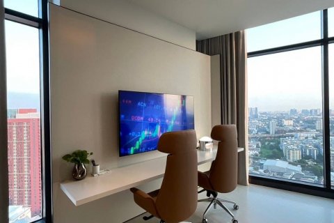 Estudio en el condominio en Khlong Toei, Bangkok, Tailandia № 137231 - foto 24