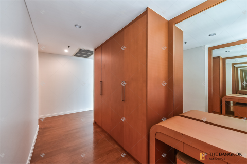 Eigentumswohnung in Bangkok, Thailand, 3 Schlafzimmer № 187989 - Foto 9