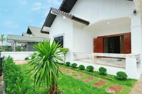 Casa de 2 dormitorios en Pattaya, Tailandia № 157779 - foto 18