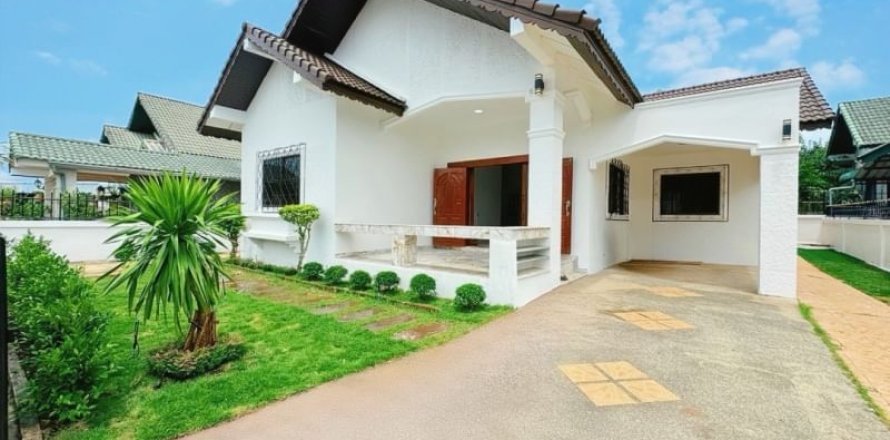 Casa de 2 dormitorios en Pattaya, Tailandia № 157779