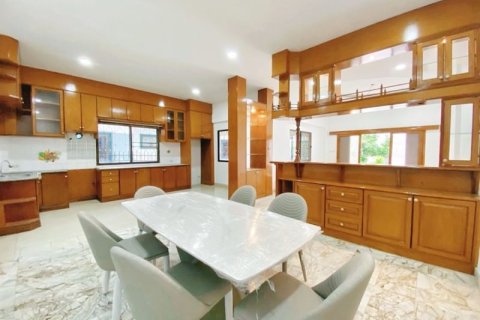 Casa de 2 dormitorios en Pattaya, Tailandia № 157779 - foto 5