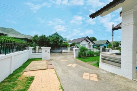 Casa de 2 dormitorios en Pattaya, Tailandia № 157779 - foto 17