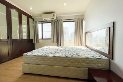 Condominio de 2 dormitorios en Bangkok, Tailandia № 157784 - foto 4